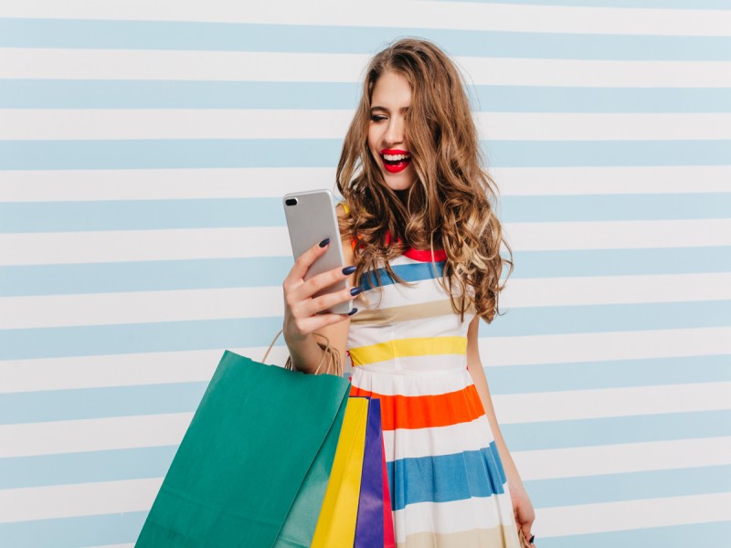 How Social Media Drives Modern Shopping Trends